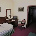 Lunik Ξενοδοχείο