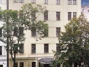 Hotel Lunik 3*