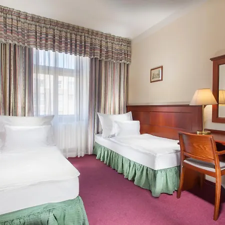 ルーニック 3* プラハ