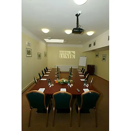 Lunik Hotel