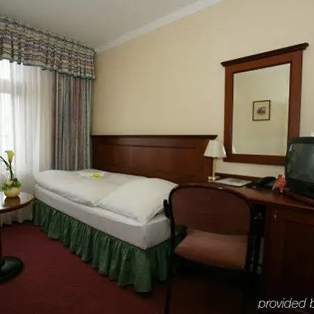 ルーニック ホテル プラハ