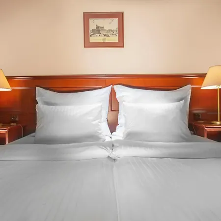 ホテル ルーニック