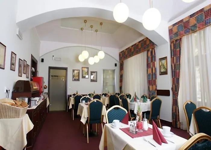 Lunik Hotel
